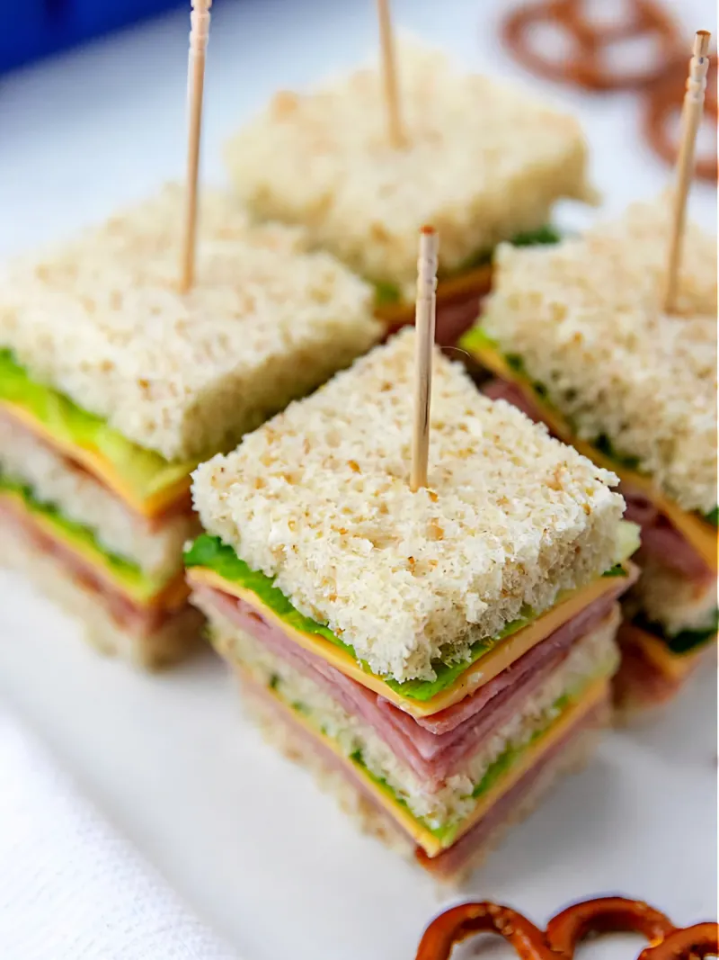 Sándwich de jamón y queso